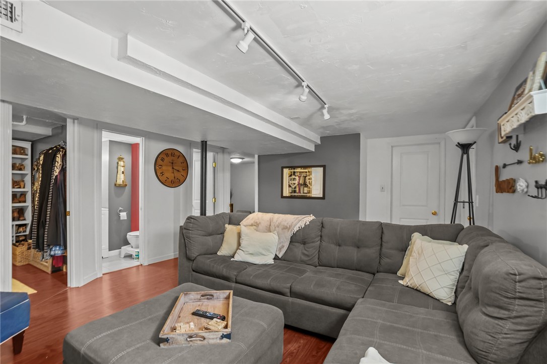 69 Greenfield Avenue