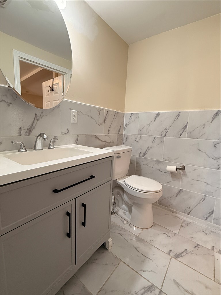 194 Harrison Street 1L