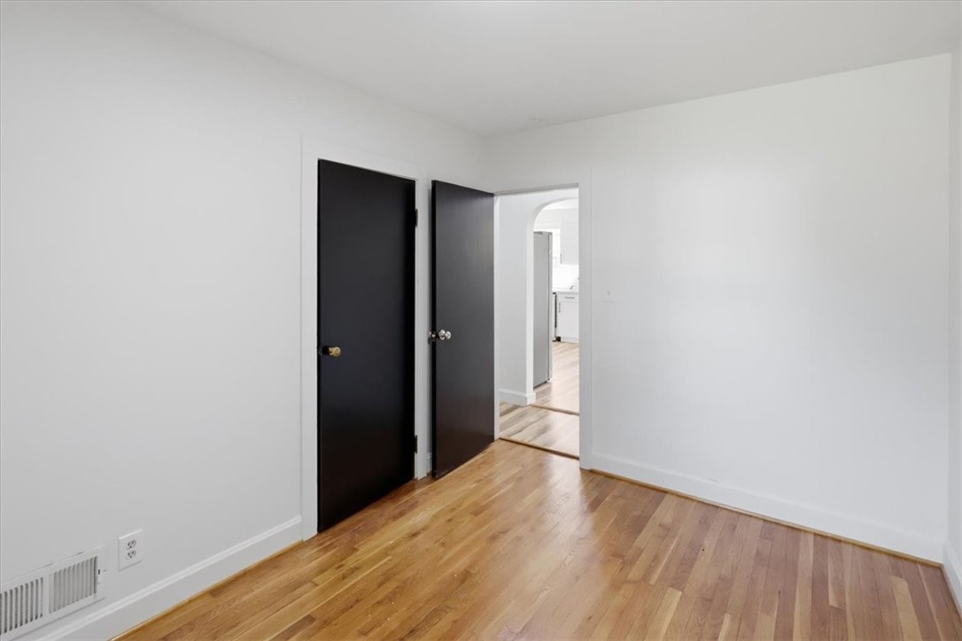 59 Newbury Avenue