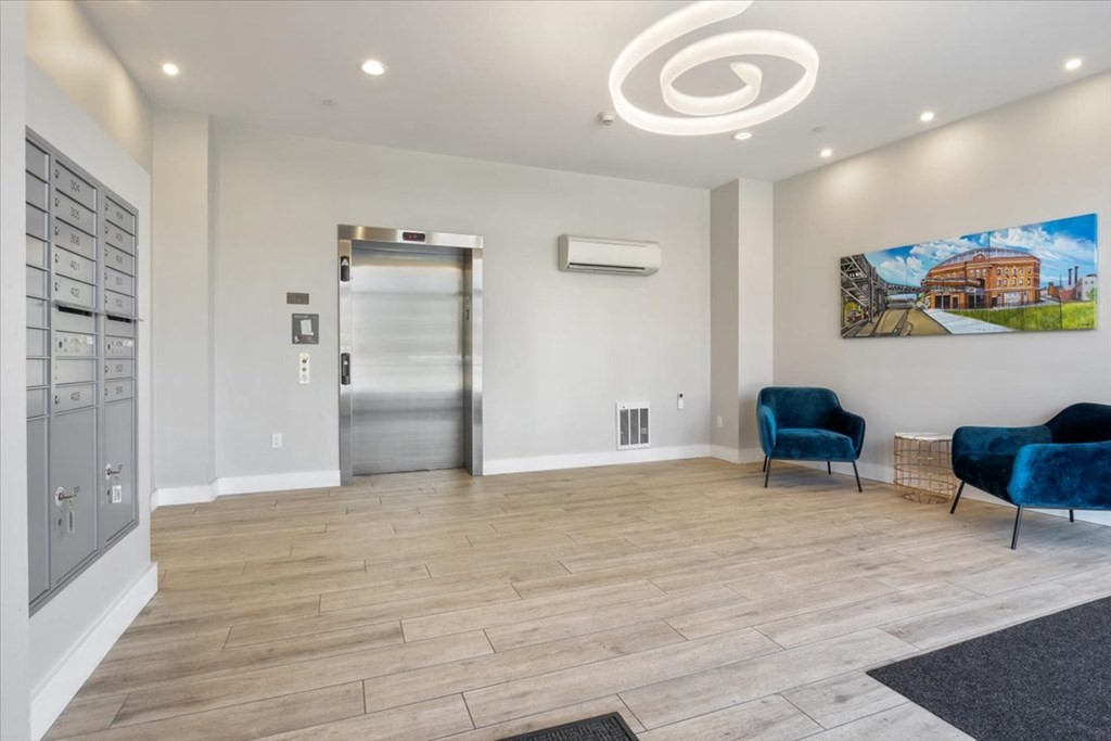 610 Rutherford Ave # 501