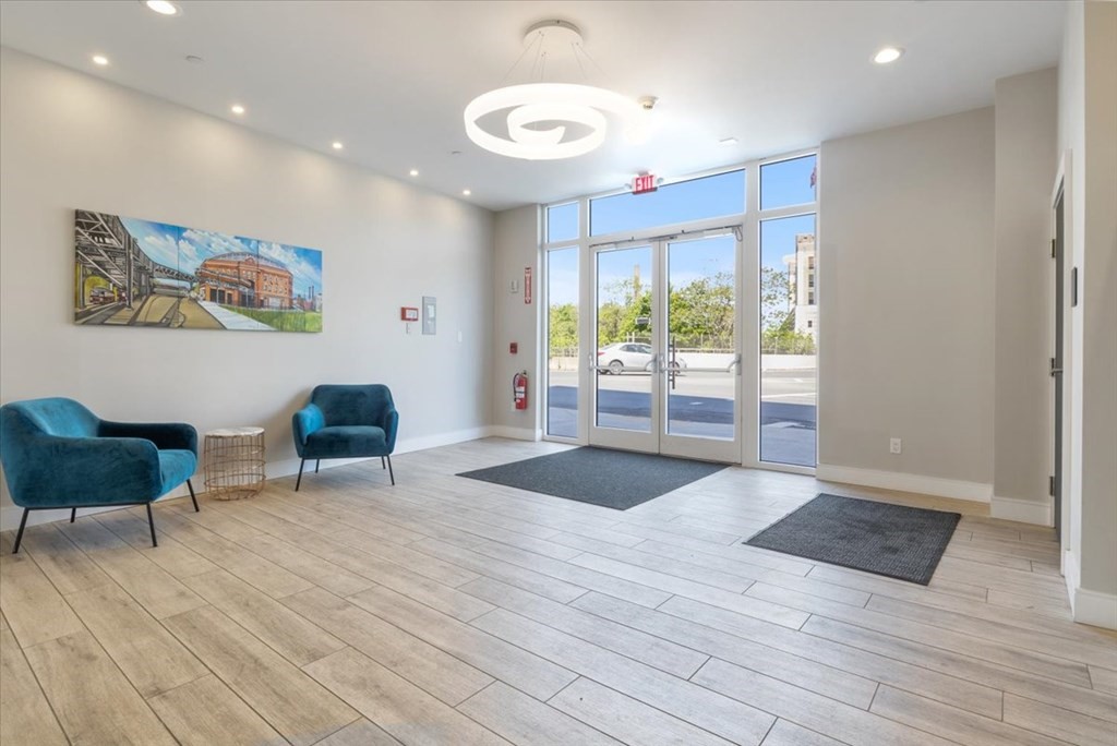 610 Rutherford Ave # 501