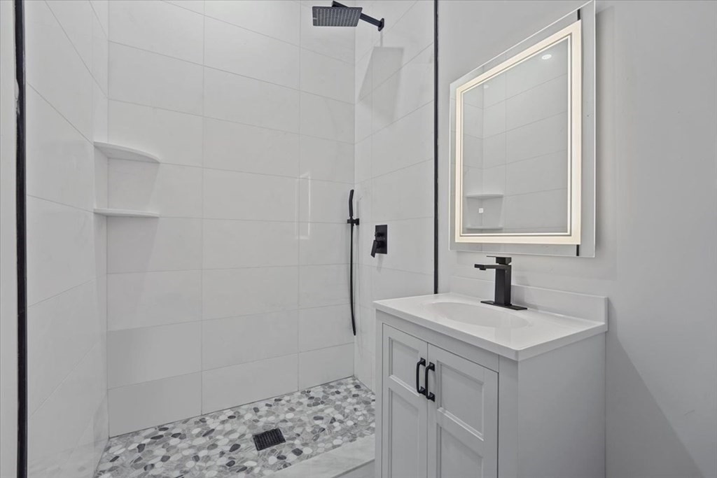 19-21 Standard Street # 3