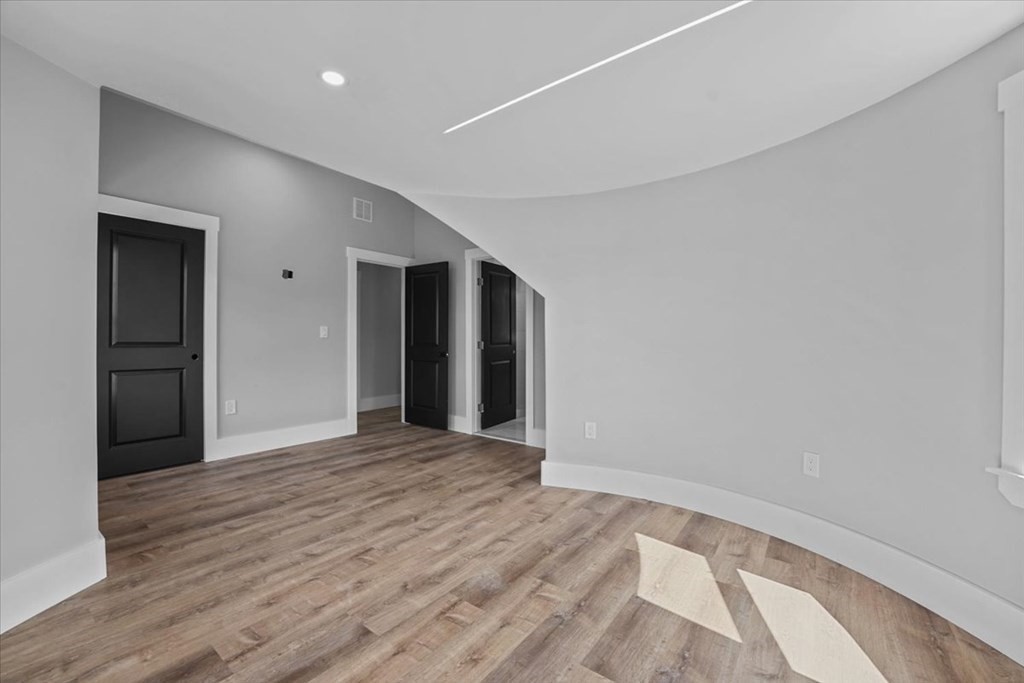 19-21 Standard Street # 3