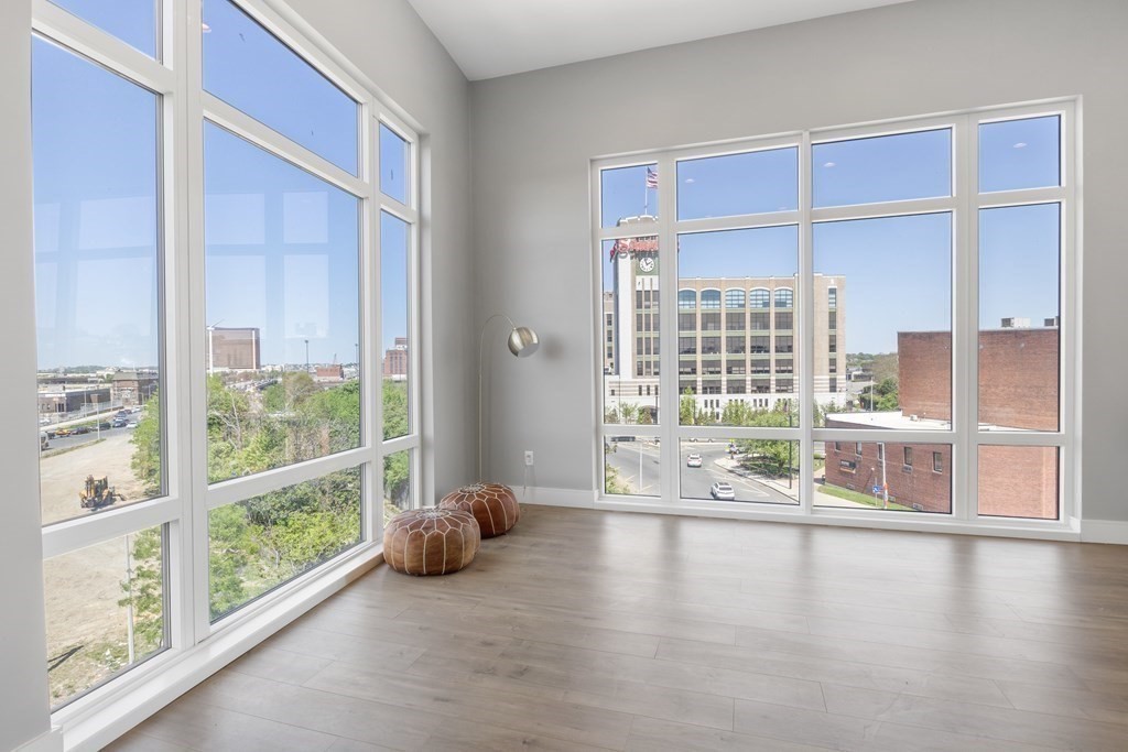 610 Rutherford Ave # 301