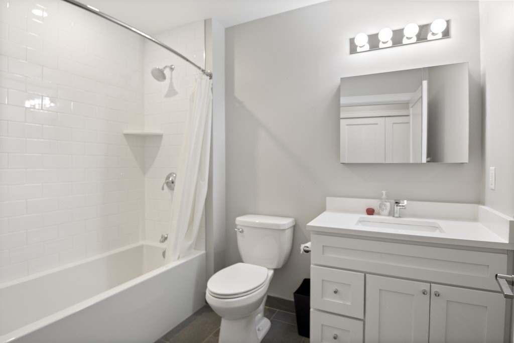 610 Rutherford Ave # 301