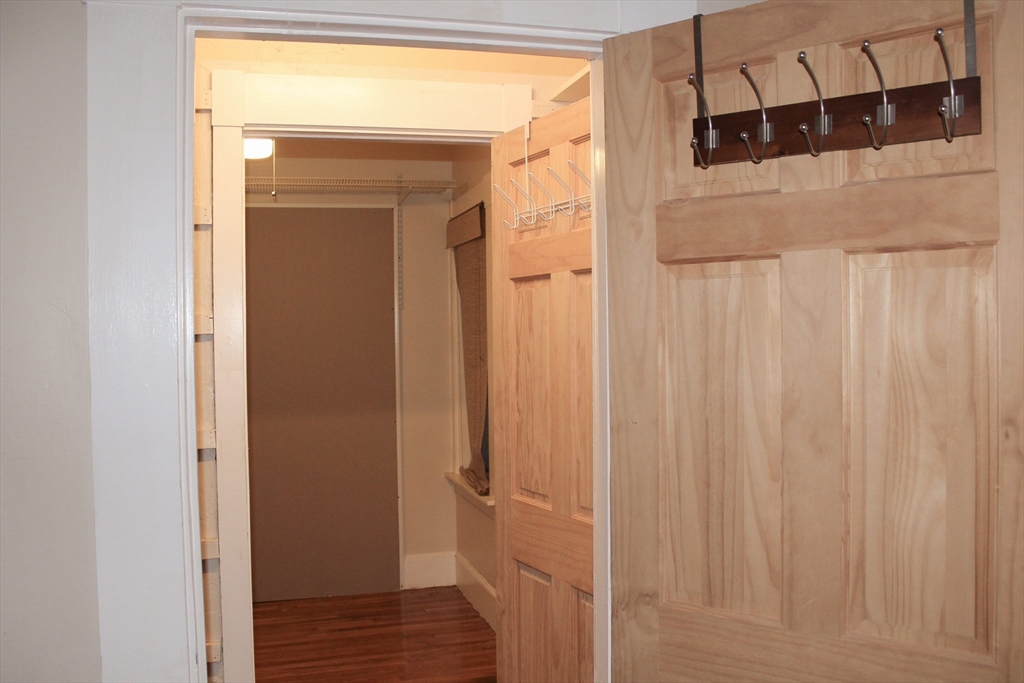 81 Mount Pleasant Ave # B