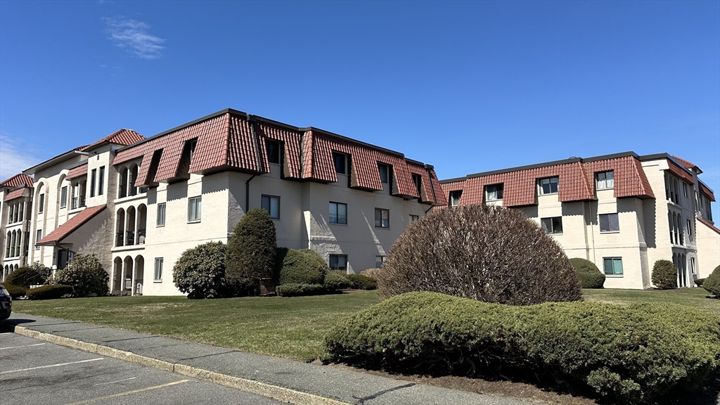 685 Oak St # 12 Unit: 4-12