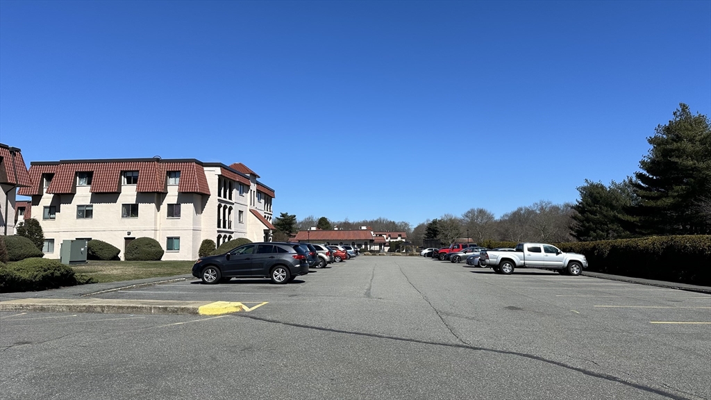 685 Oak St # 12 Unit: 4-12