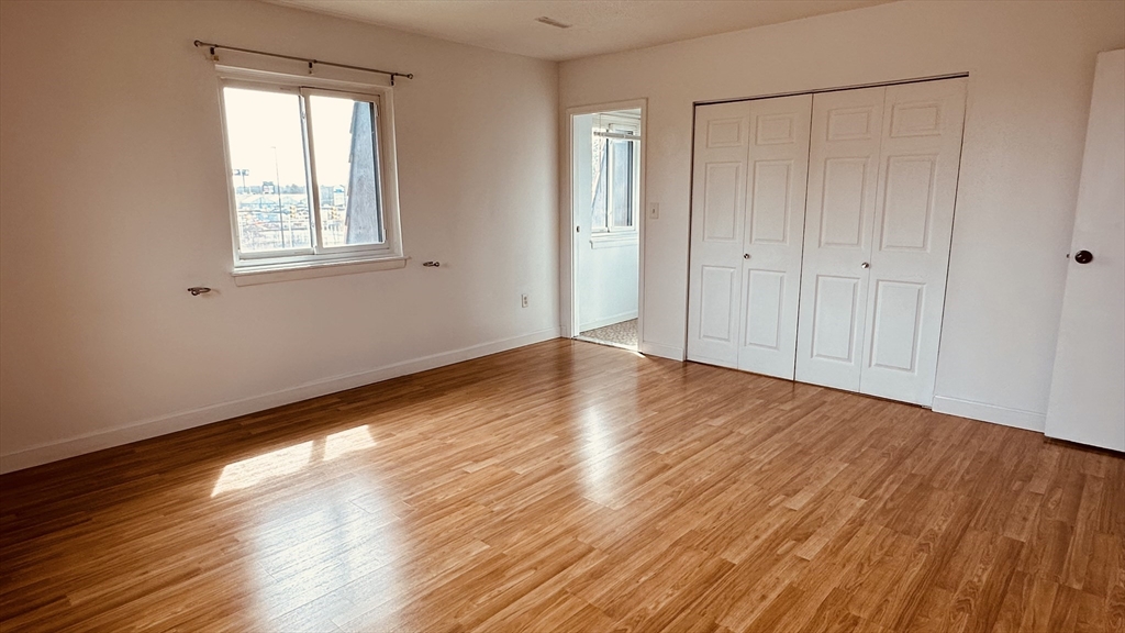 685 Oak St # 12 Unit: 4-12