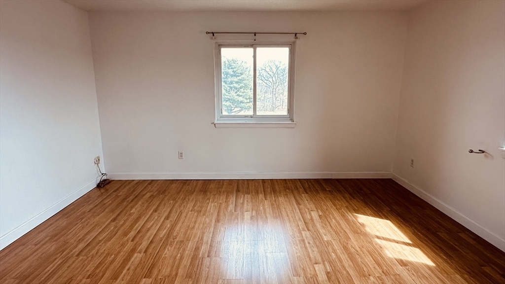 685 Oak St # 12 Unit: 4-12