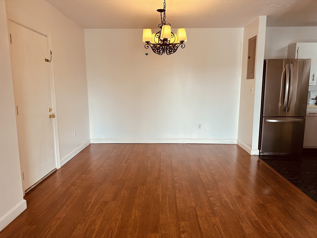 685 Oak St # 12 Unit: 4-12