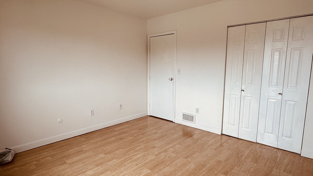 685 Oak St # 12 Unit: 4-12