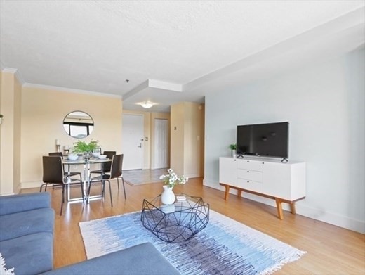 15 N Beacon St # 1004