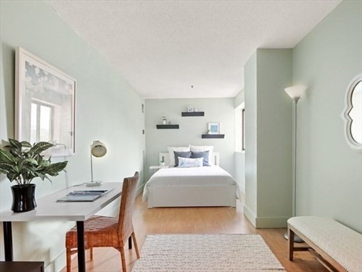 15 N Beacon St # 1004