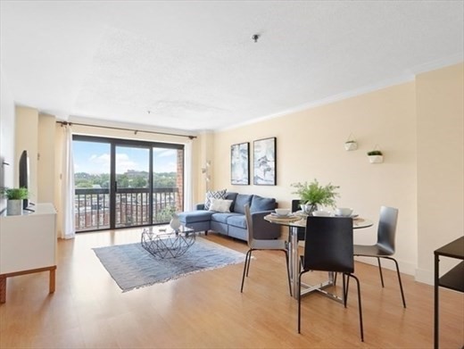 15 N Beacon St # 1004