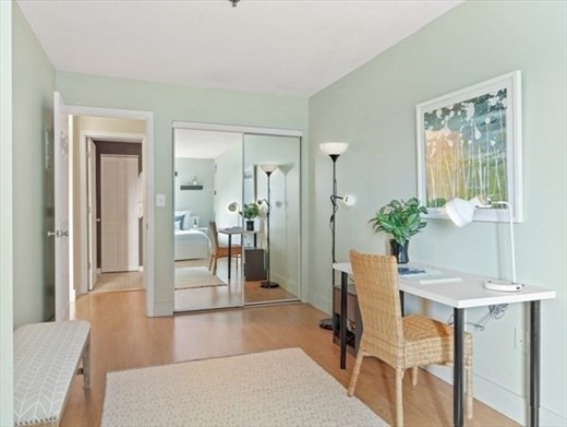 15 N Beacon St # 1004