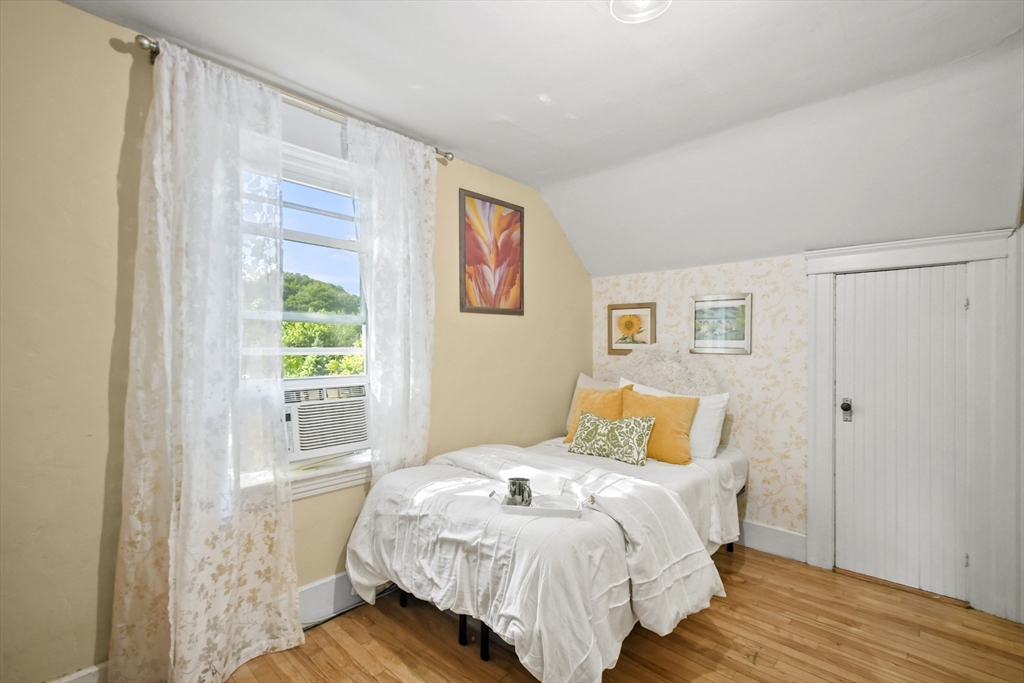 56 West Mountain Street