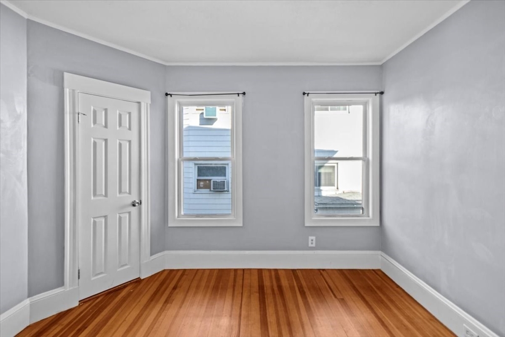 25-27 Kenwood Rd # 1