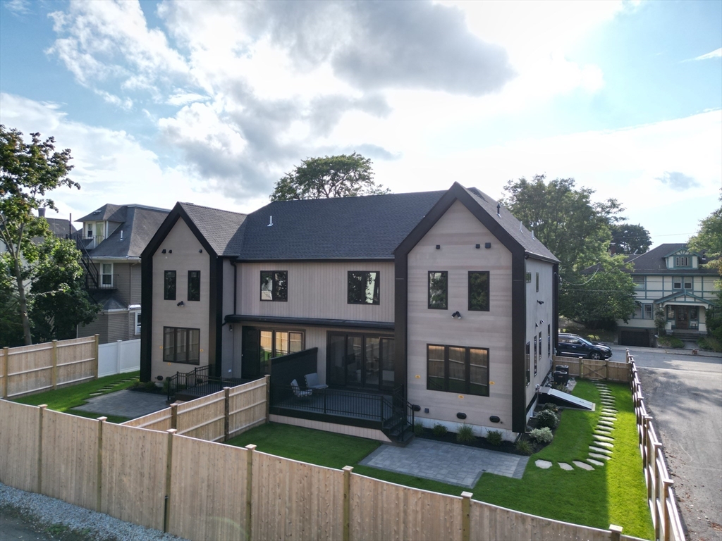 22 Appleton Street # 1