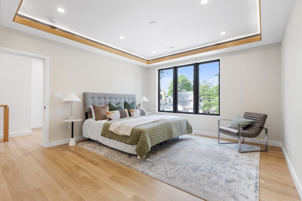 22 Appleton Street # 1