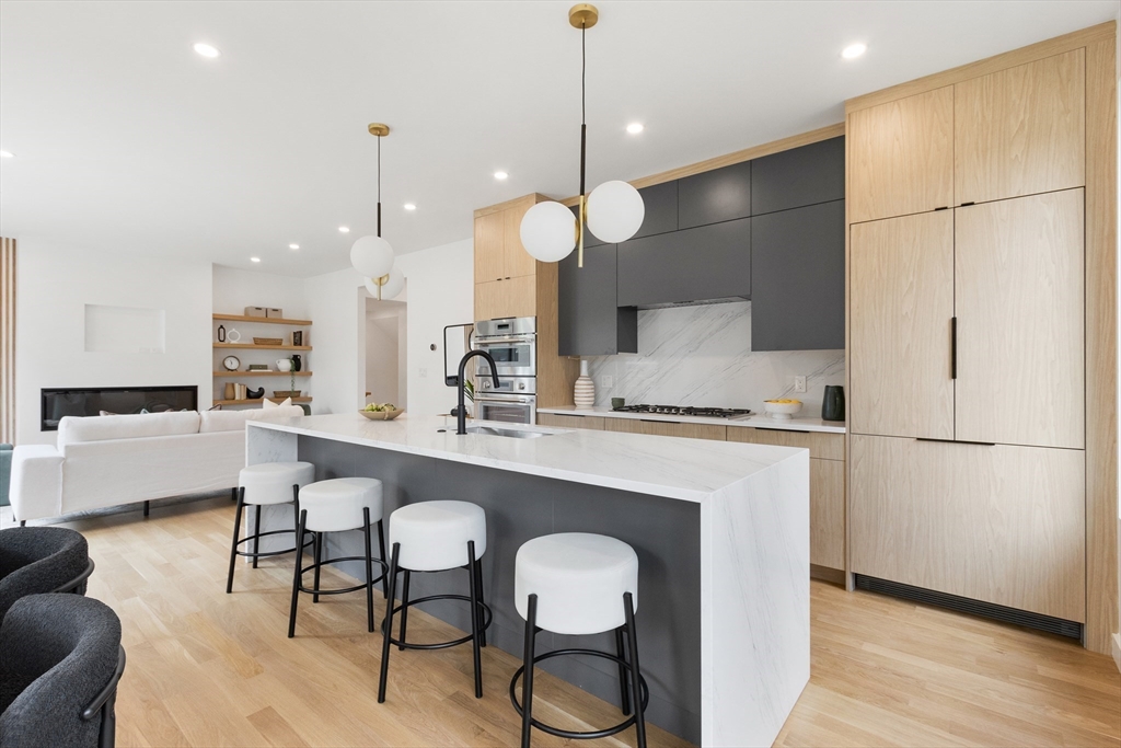 22 Appleton Street # 1