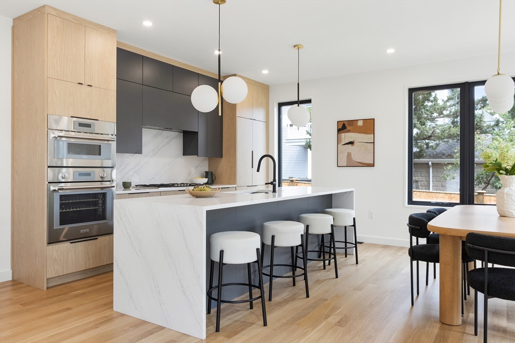 22 Appleton Street # 1