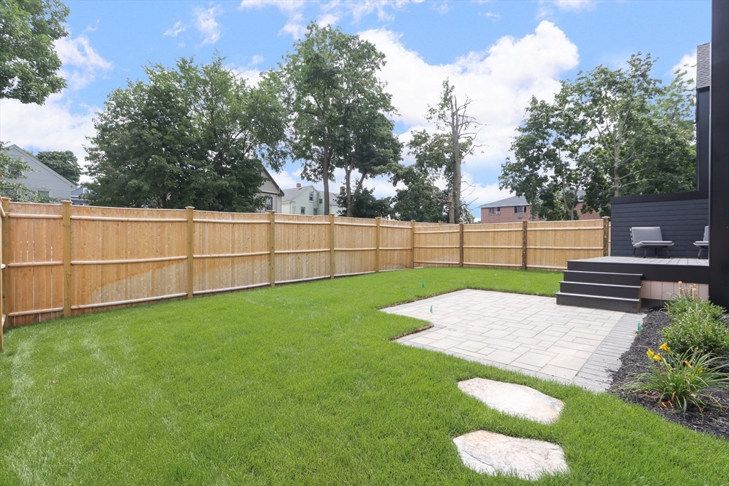 22 Appleton Street # 1