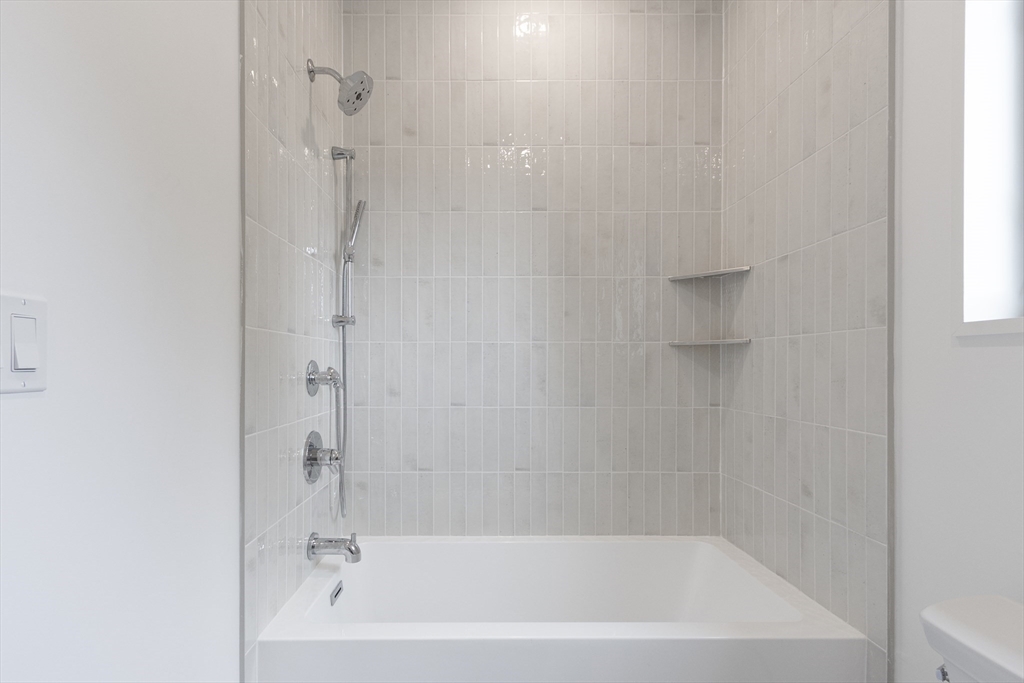 22 Appleton Street # 1