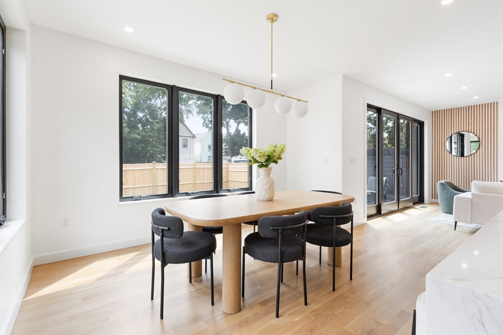 22 Appleton Street # 1