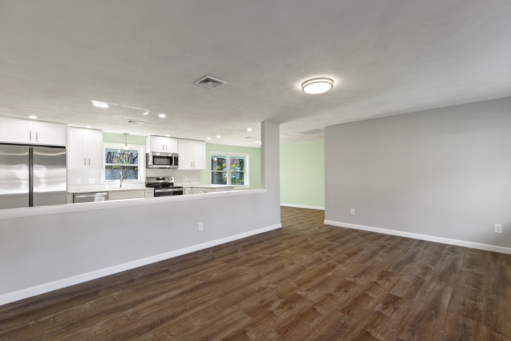 44 Massachusetts Ave