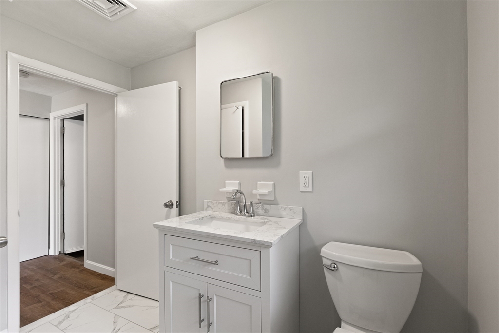 44 Massachusetts Ave