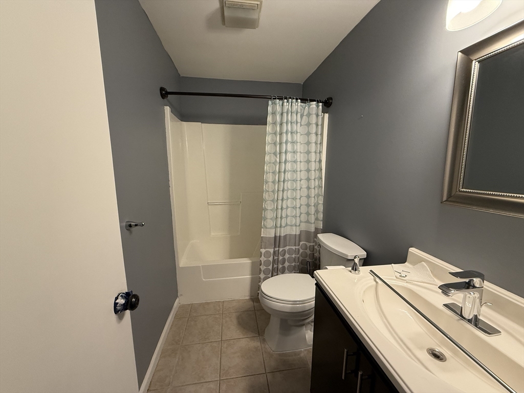 450 Somerset Avenue # 606