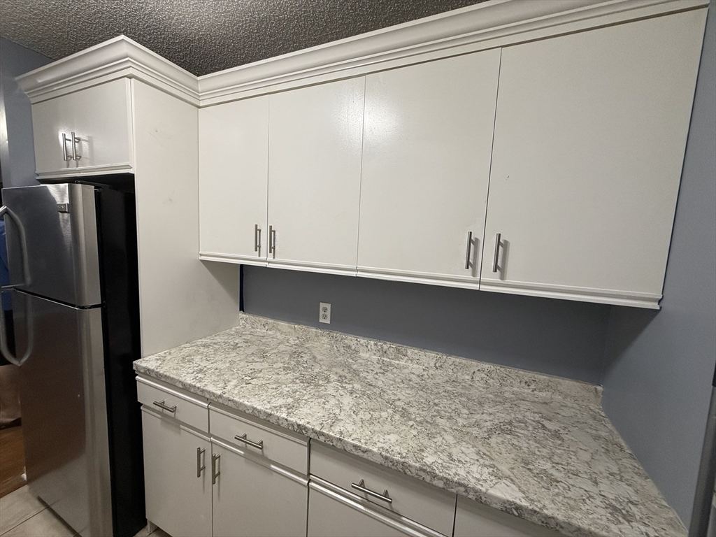 450 Somerset Avenue # 606