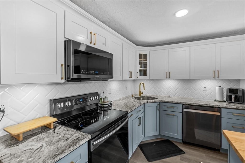 96 Old Colony Ave # 341