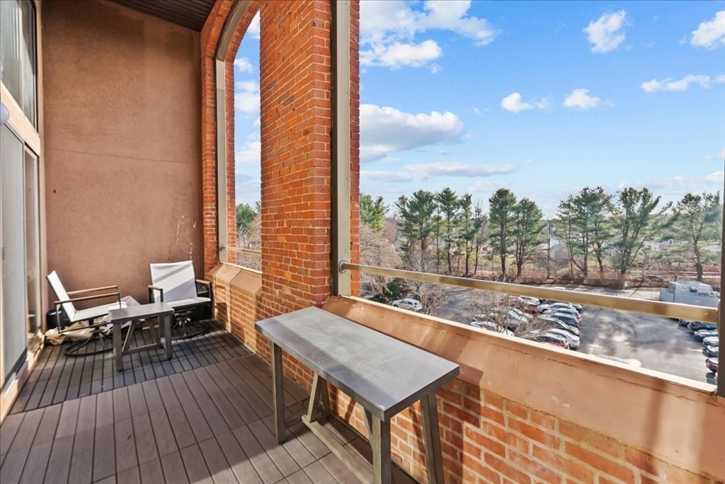 96 Old Colony Ave # 341