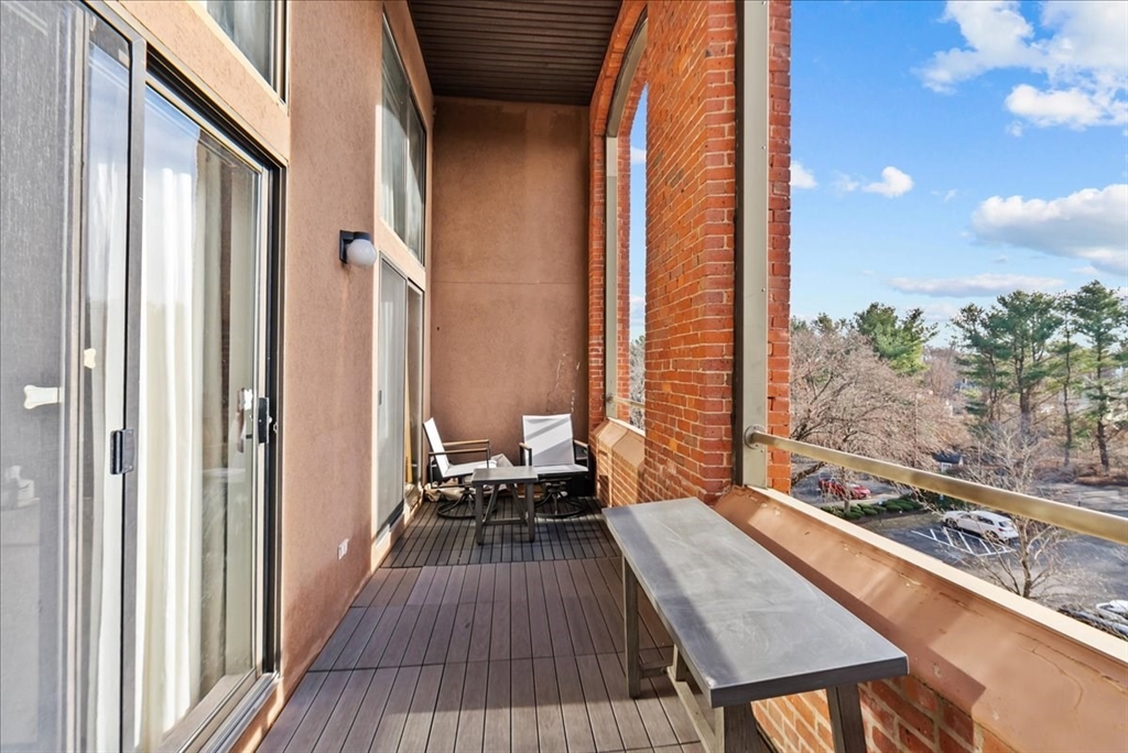 96 Old Colony Ave # 341