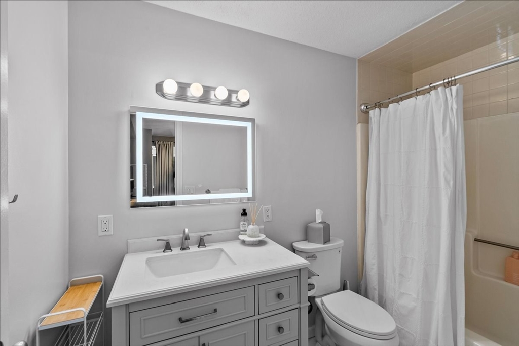 96 Old Colony Ave # 341