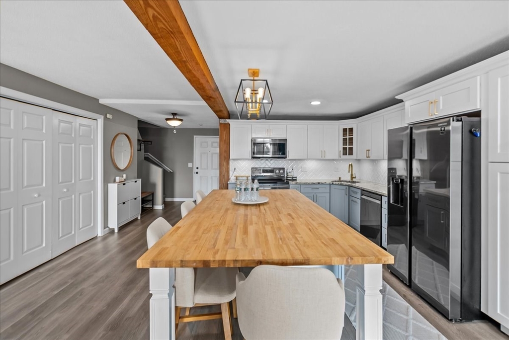 96 Old Colony Ave # 341