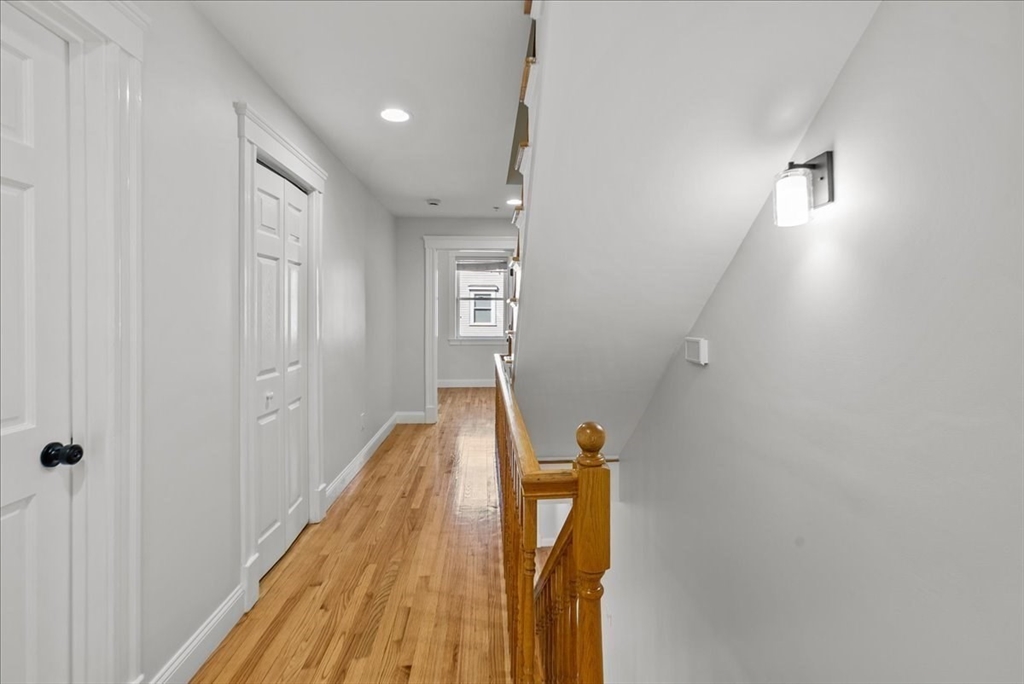 26 Marshall St # 26R