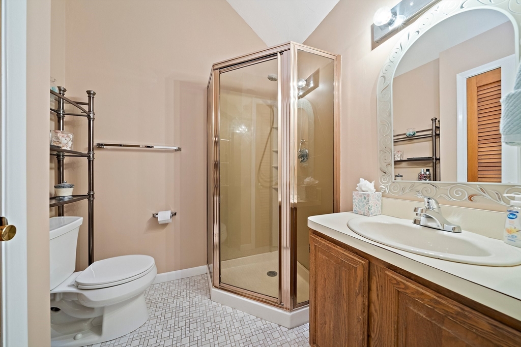 179 Tall Oaks Dr Unit: E
