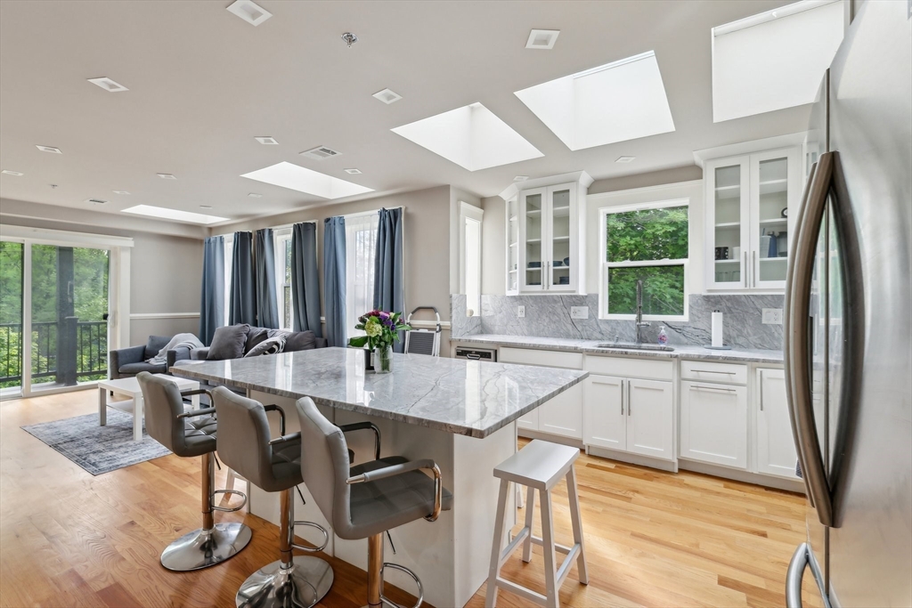 51 Hamilton Street # 3