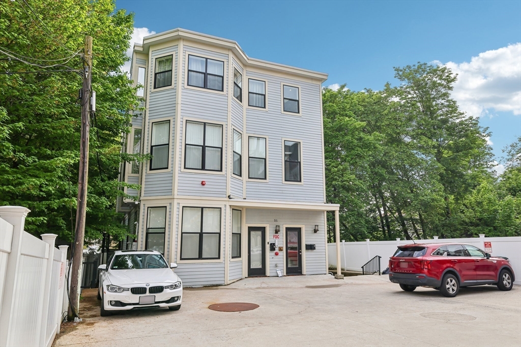 51 Hamilton Street # 3