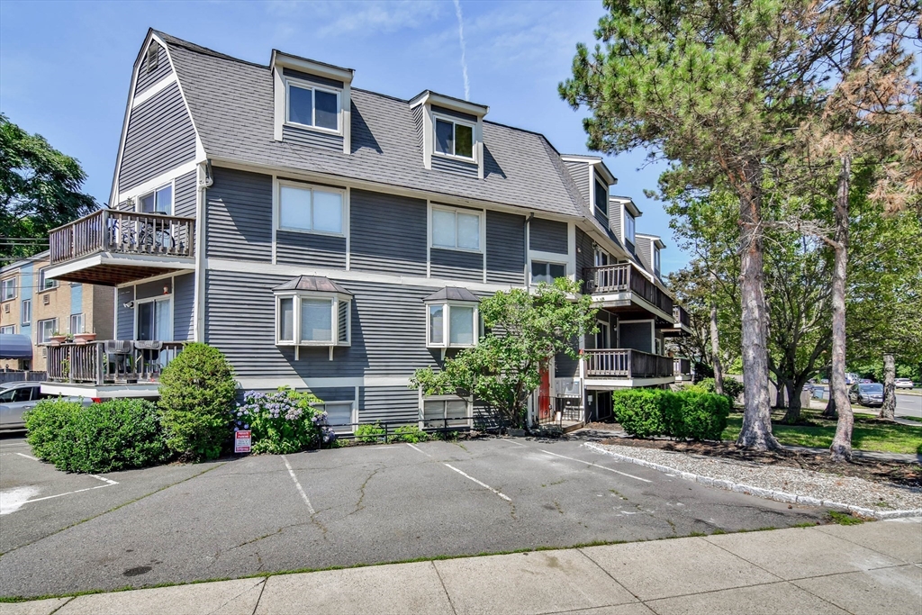 4873 Washington St # 2