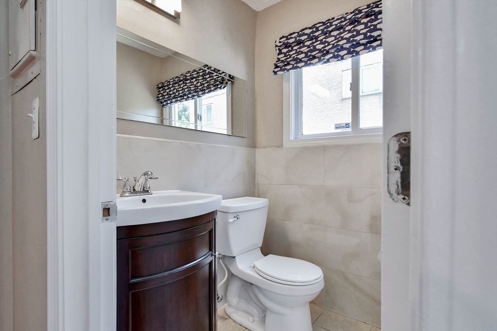 4873 Washington St # 2