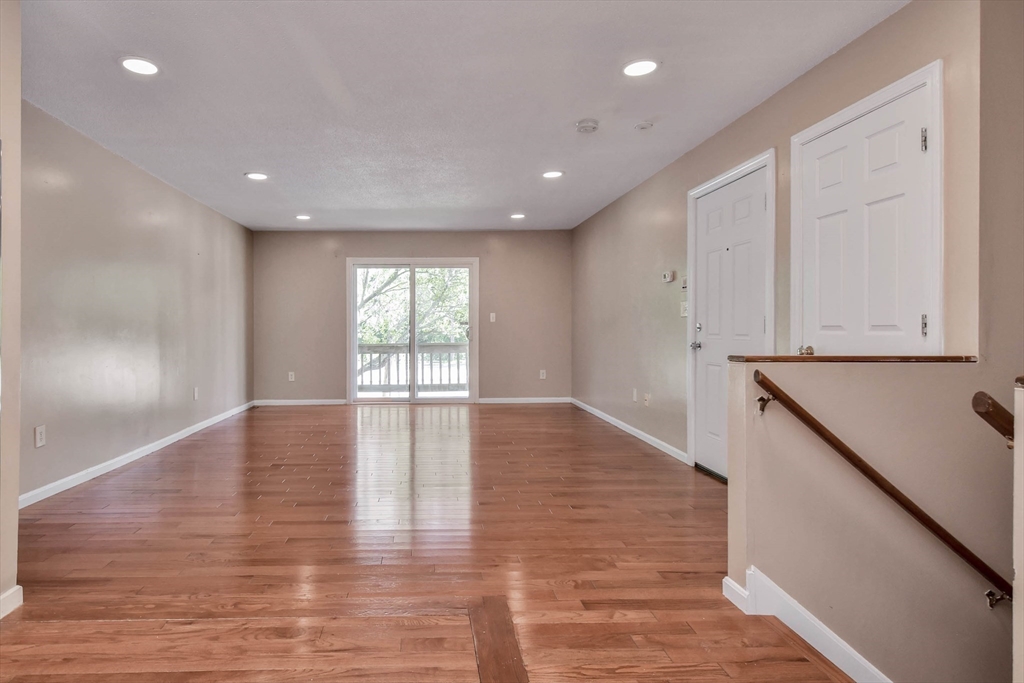 4873 Washington St # 2