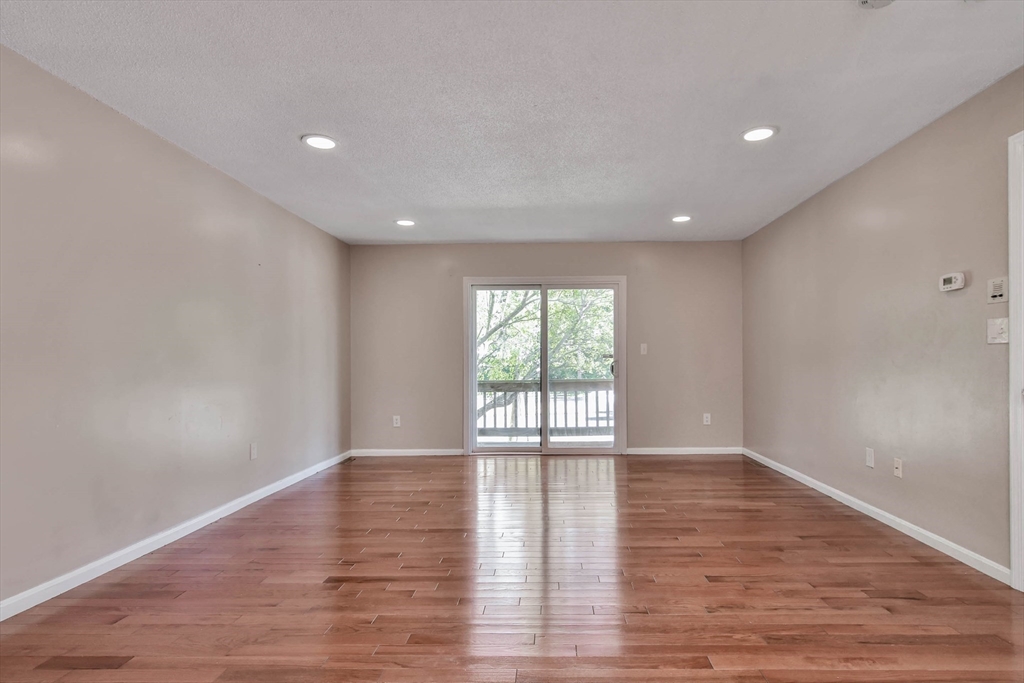 4873 Washington St # 2