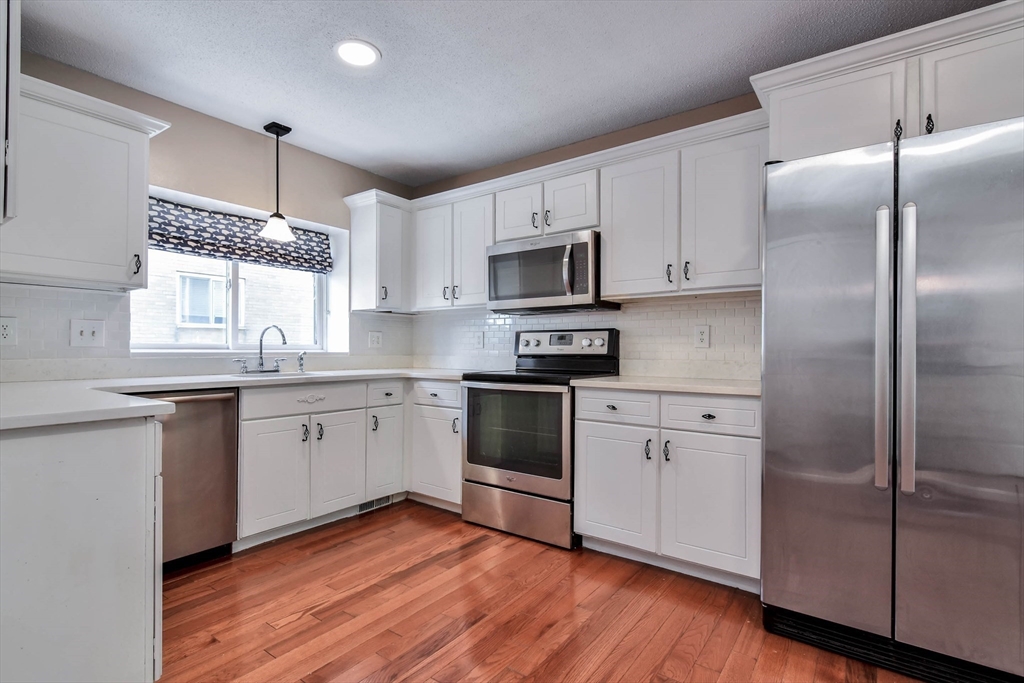 4873 Washington St # 2