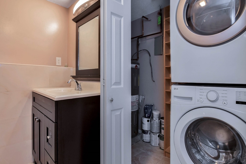 4873 Washington St # 2