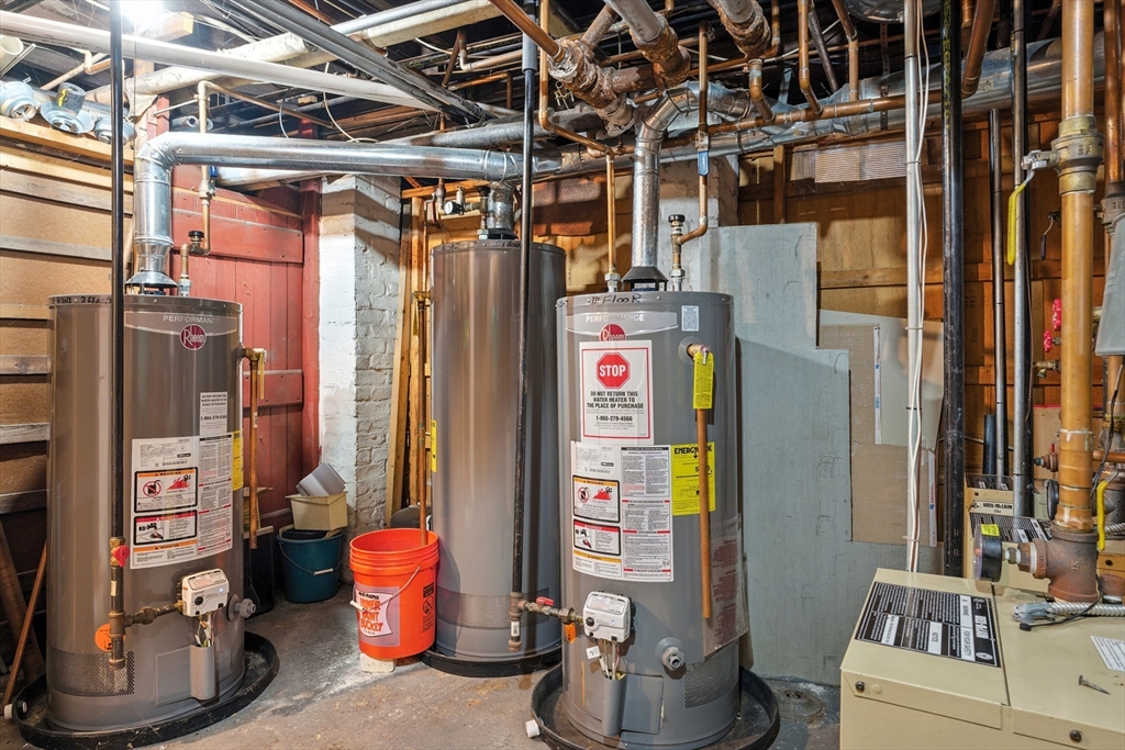 54 Revere Beach Pkwy