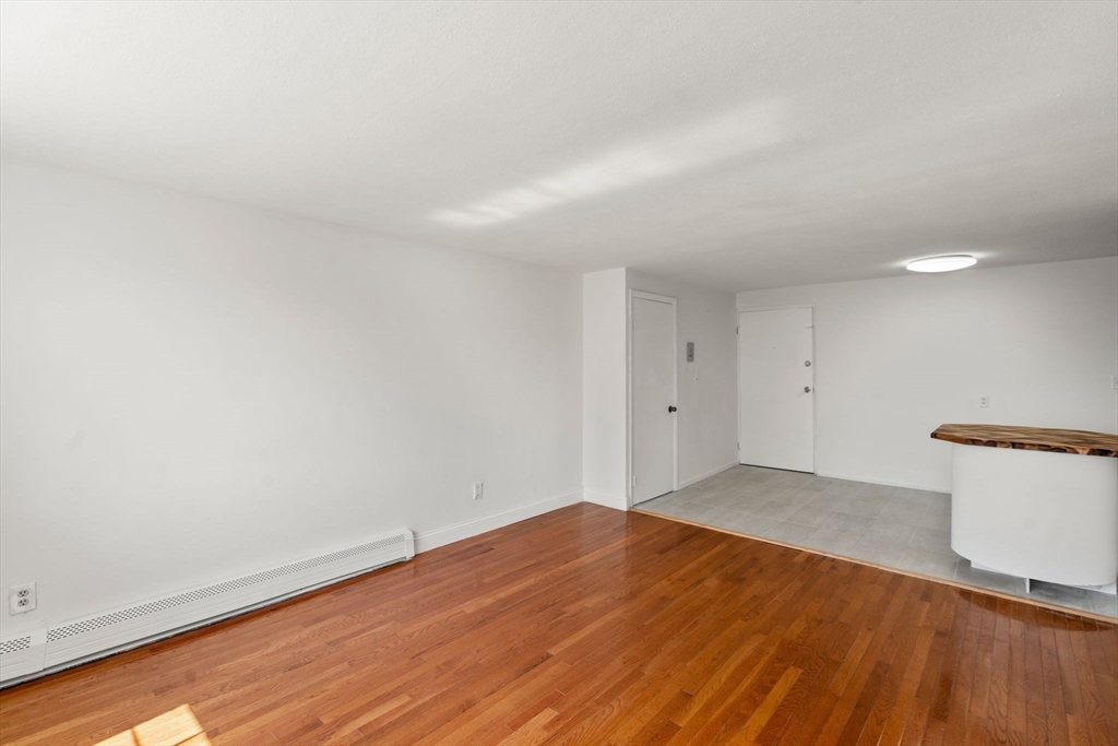 15 Staples Avenue # 41